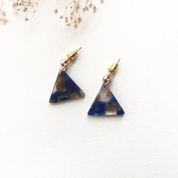 Triangle Tortoise Stud Acrylic Acetate Earrings in Blue - Picture 2 of 3